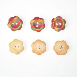 Wooden Flower Shape Patterned Button - Large