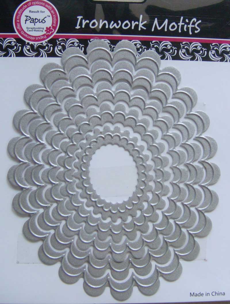 Ironwork Motifs - Scalloped Oval PapusDie 05 Ironwork Motifs - Scalloped Oval