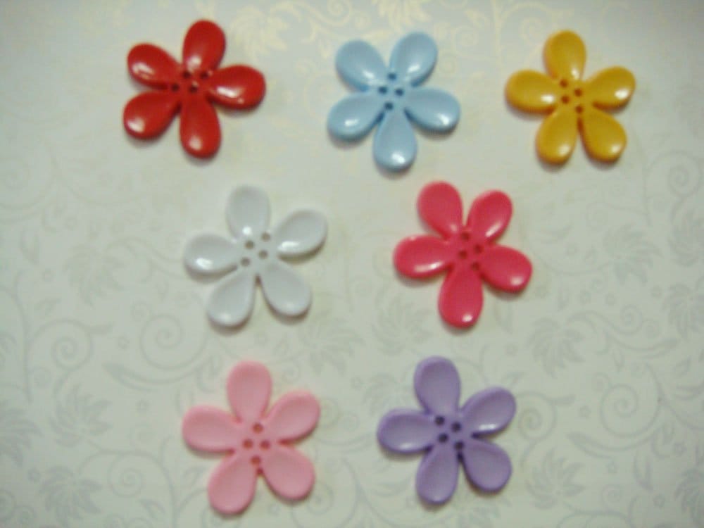 Large Plastic Flower Buttons - Mix Bright Colors AssortedLargeFlowerButton Large Plastic Flower Buttons - Mix Bright Colors