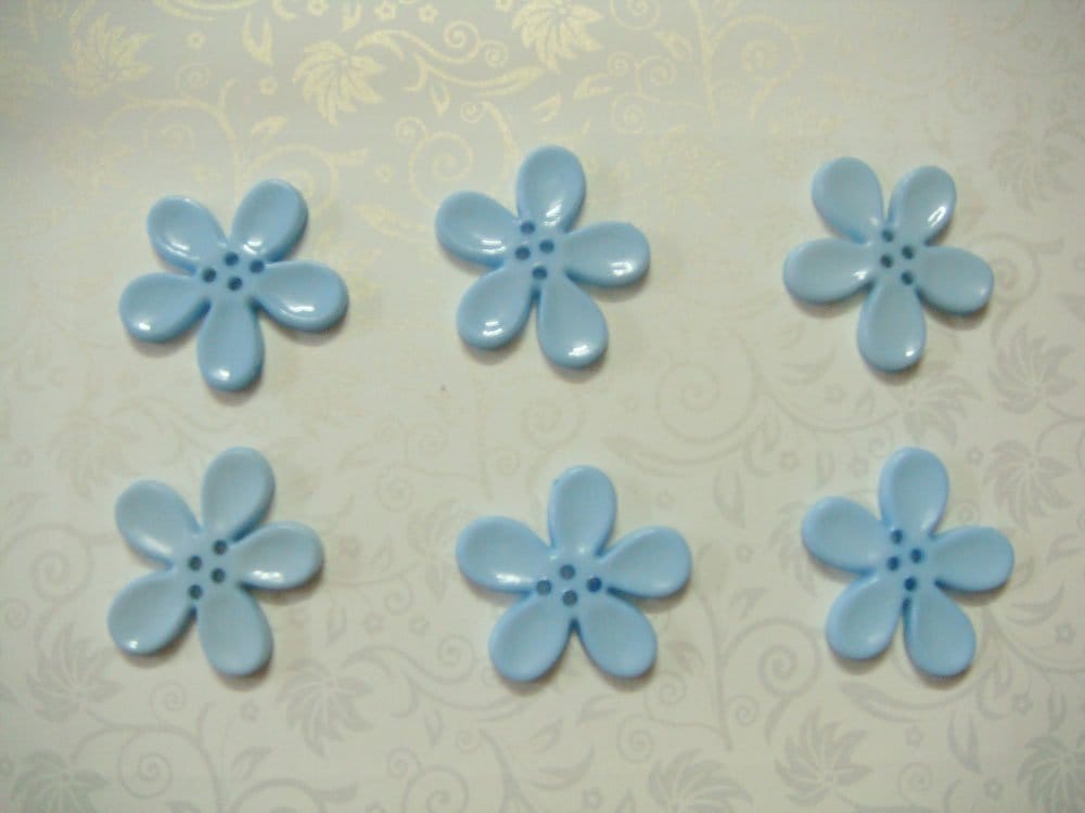 Large Plastic Flower Buttons - Blue BabyBlueLargeFlowerButton Large Plastic Flower Buttons - Blue