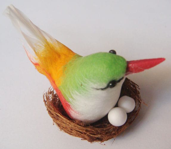 Artificial Bird with Nest and Eggs - Green CAAB 3 2 CAAB-3-2
