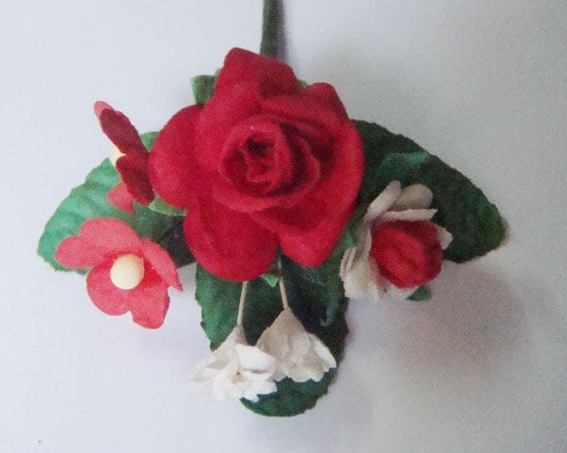 A bouquet of flowers- Red (Pack of 5 bouquets) CAMR192 2 CAMR192_2