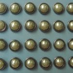 Pearl Brads (Large) - Green