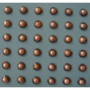 Pearl Brads (Medium) - Dark Yellow