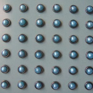Pearl Brads (Medium) - Blue