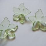 Plastic Curled Flowers - Light Green (Pack of 10 flowers)