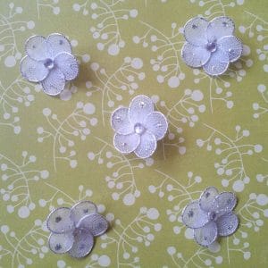 Net Flowers - White CA0047