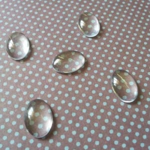 Epoxy Domes - Oval (10*14 mm) - pack of 10