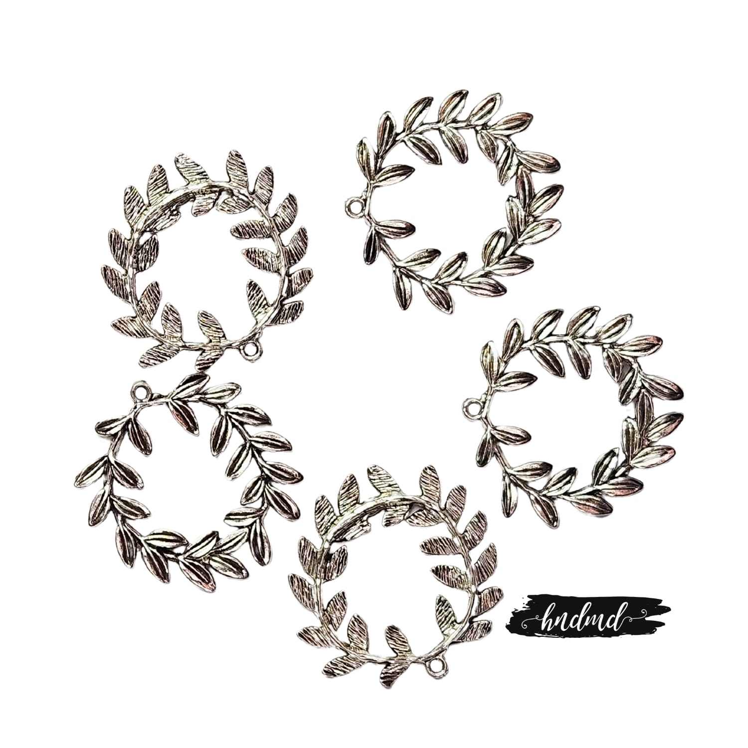Metal Charms - Leaves Pendant (Pack of 5 pcs) leaves pendant metal charms 1 Metal Charms - Leaves Pendant (Pack of 5 pcs)
