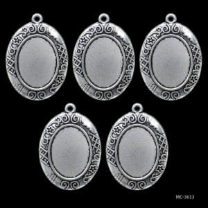 Metal Oval Bezels or Pendants (Pack of 5 pcs) (MC-3613)