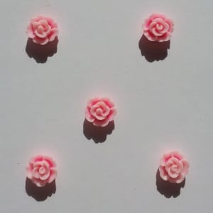 Resin Flower (1 cm) - Design 2 - Pink
