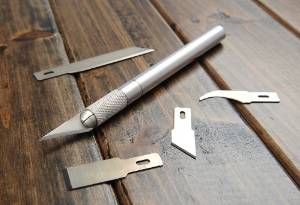 DAFA Hobby Knife with 5 different replacable blades c 6022 DAFA Hobby Knife with 5 different replacable blades