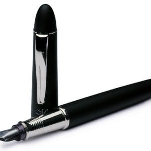 mc5001-master-italic-pen-and-cap