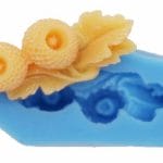 A bunch of circular flowers with Leaves Silicone Clay Mould