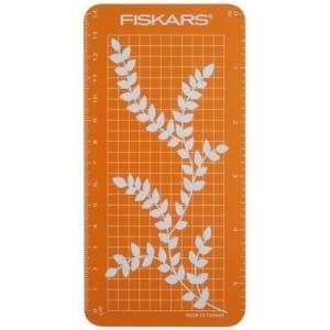 Fiskars Eyelet Mat (8605)
