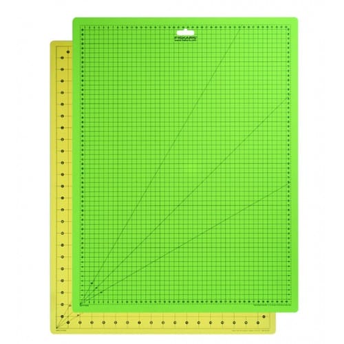 Fiskars Cutting Mat - 45 x 60 cm - A2 8371 Fiskars Cutting Mat - 45 x 60 cm - A2