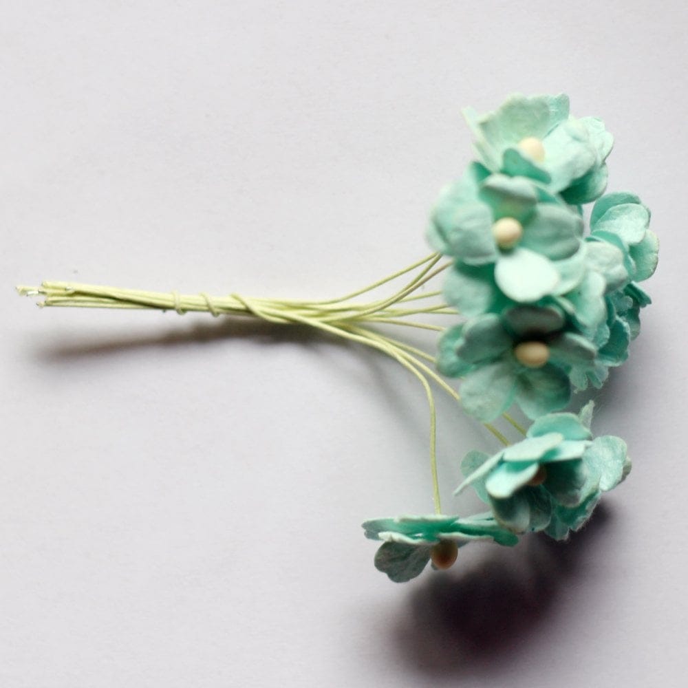 Periwinkles Flowers - Light Blue (Pack of 10 flowers) camr263 Periwinkles Flowers - Light Blue (Pack of 10 flowers)