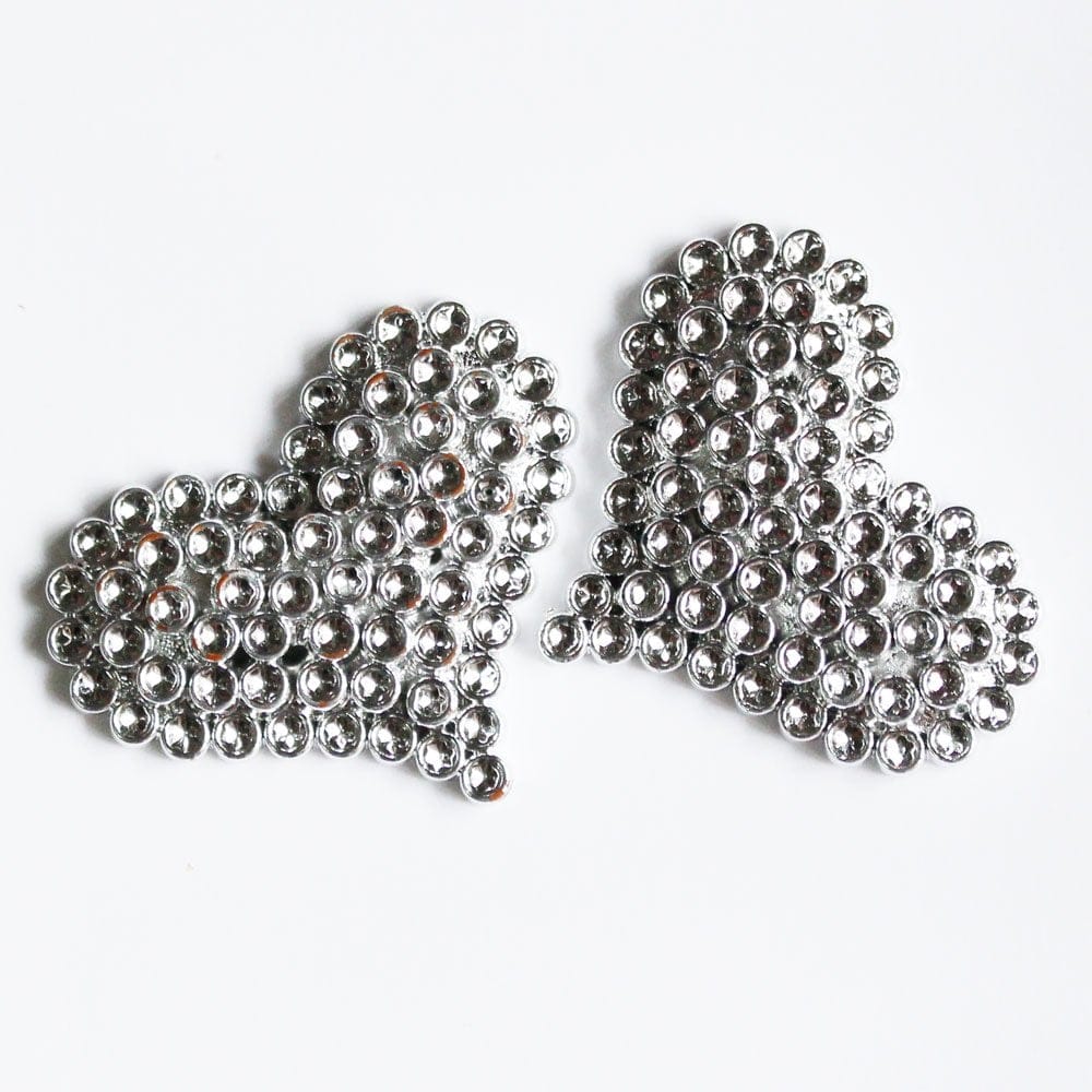 Plastic Designer Hearts - Silver (Set of 2 pcs) caph 02 plastic hearts embellishment silver Plastic Designer Hearts - Silver (Set of 2 pcs)