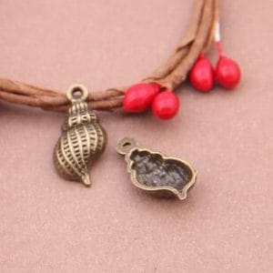 Small Seashells Metal Charms (Set of 5 pcs)