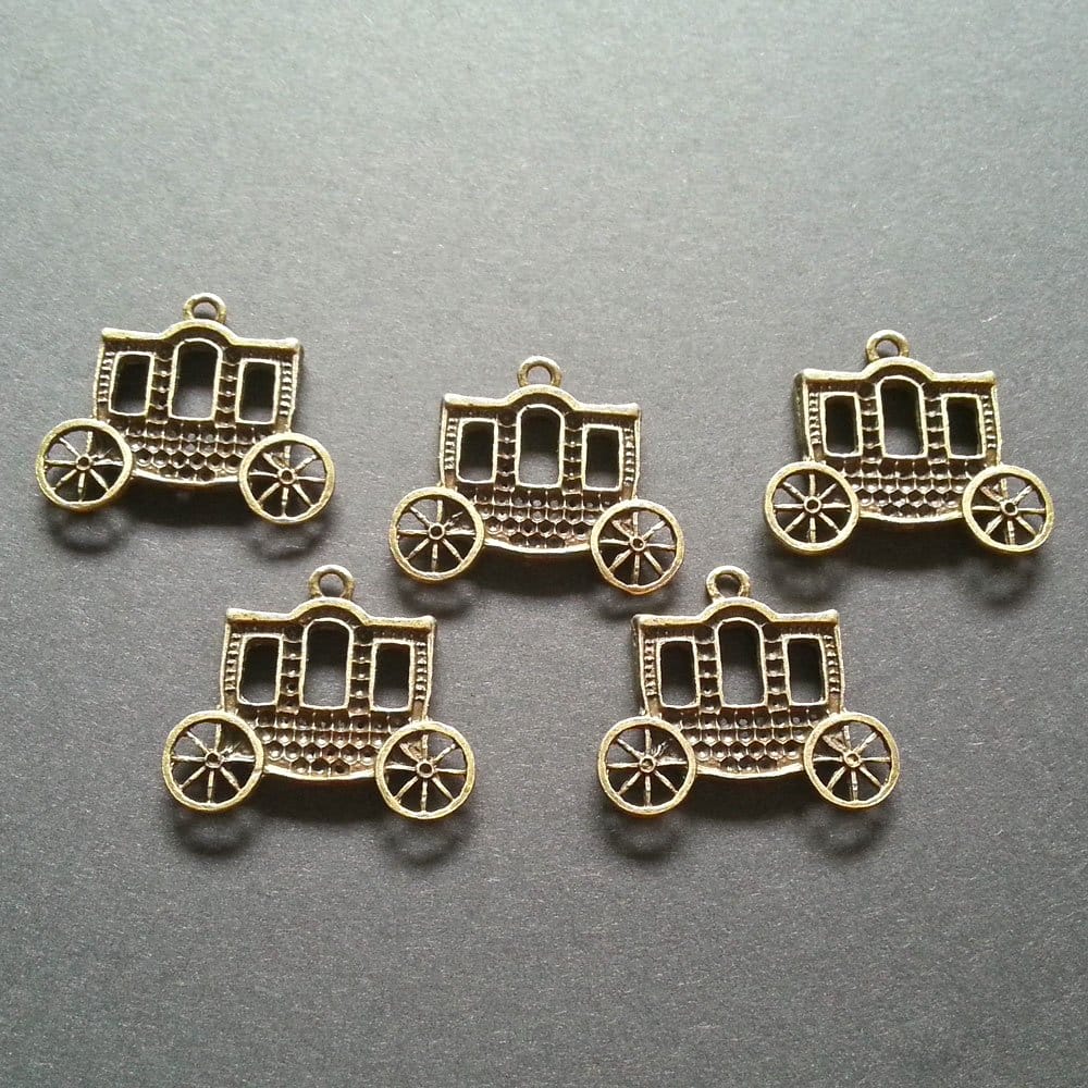 Wagon Metal Charms (Set of 5 pcs) camc 75 antique wagon metal charms Wagon Metal Charms (Set of 5 pcs)