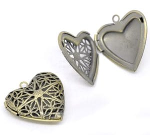 Photo Locket - Heart (Carved) - Design 2