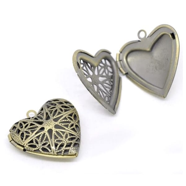 Photo Locket - Heart (Carved) - Design 2
