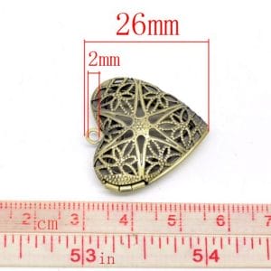 camc-88_metal_heart_carved_lockets_1