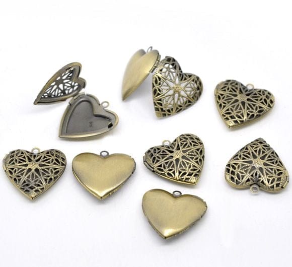 camc-88_metal_heart_carved_lockets_2