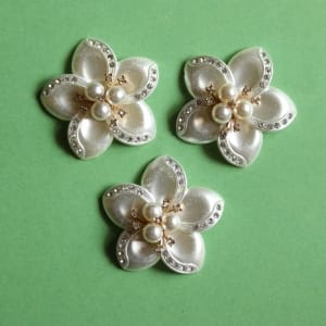Pearl Flowers - Design 1
