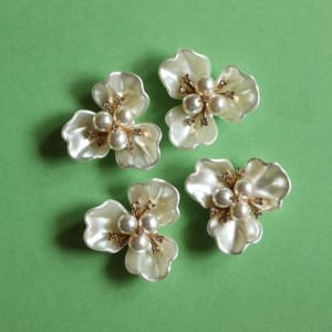 Pearl Flowers - Design 3