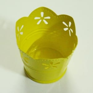 Mini Curved Bucket without bail (2.5 by 1.6 inch) - Yellow