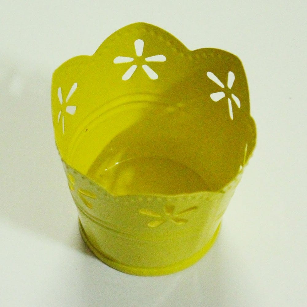 Mini Curved Bucket without bail (2.5 by 1.6 inch) - Yellow yellow bucket Mini Curved Bucket without bail (2.5 by 1.6 inch) - Yellow