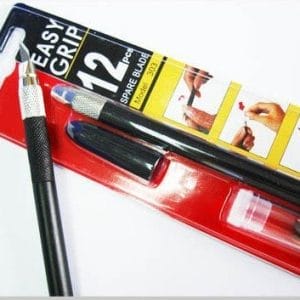 Nine Sea Cutter with easy grip (Contains 12 spare blades)