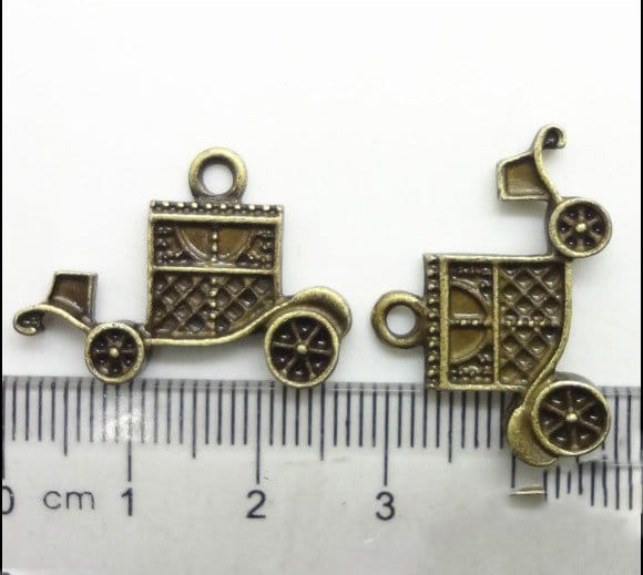 Vintage Cars Metal Charms (Set of 5 pcs)