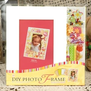 DIY Photo Frame Kit by EnoGreeting - Party