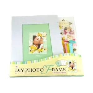 DIY Photo Frame Kit by EnoGreeting - Floral