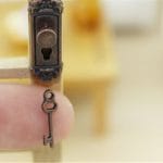 Miniatures - Door Knob with Key
