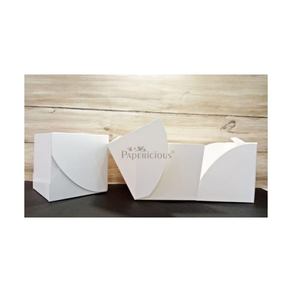 Cube Boxes - pack of 5 (Papericious Die Cut Boxes)