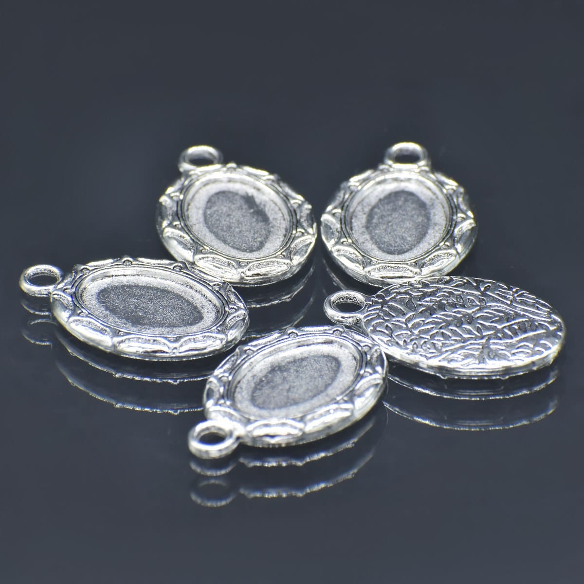 Metal Oval Bezels or Pendants (Pack of 5 pcs) (MC-3061) metal bezels pendants MC 3061 1 metal_bezels_pendants_MC-3061_1