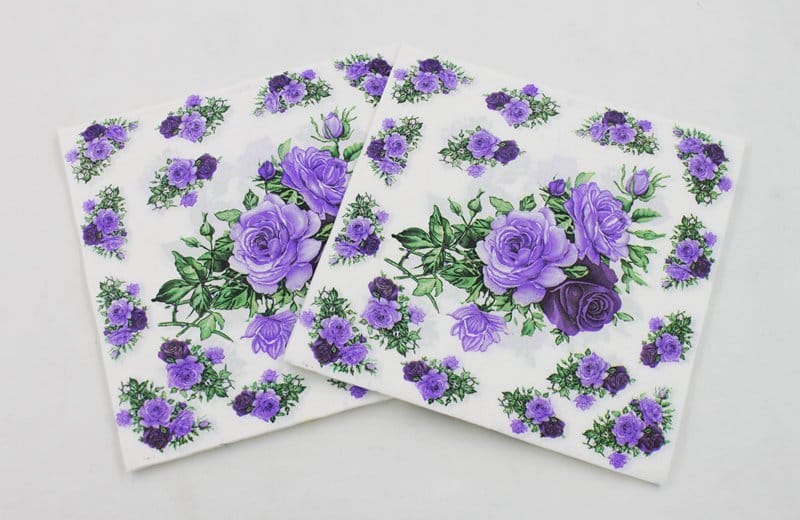 A pack of 12 by 12 inch Decoupage Napkins(5 pcs) - Cluster of Roses (Purple)