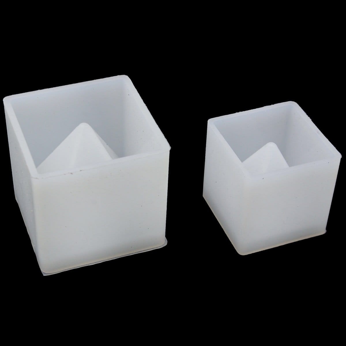 Silicone Pyramid Moulds - Set of 2 (SMCP00) SMCP00 pyramid resin mould Silicone Pyramid Moulds - Set of 2 (SMCP00)