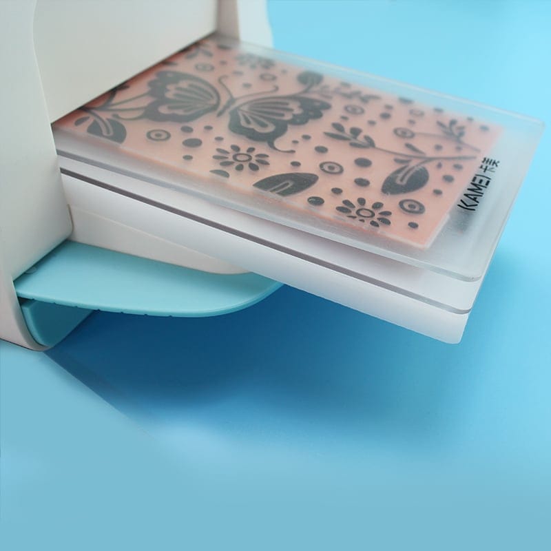 Kamei Die Cutting and Embossing Machine Kamei die cutting machine 1 Kamei_die_cutting_machine_1