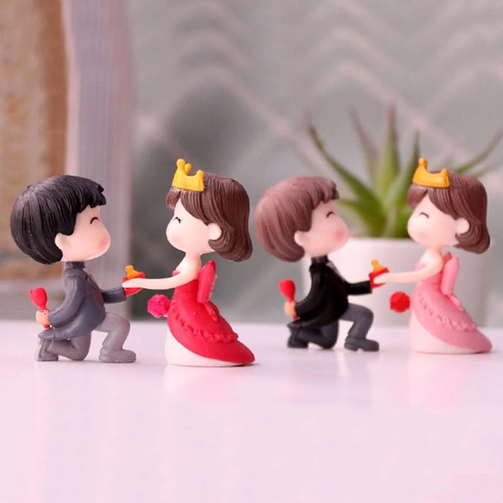 Miniatures - Couple Proposal 16259 Miniatures Miniatures - Couple Proposal