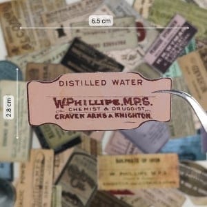 CrafTangles DieCuts / Ephemera Pack - Vintage Labels 1