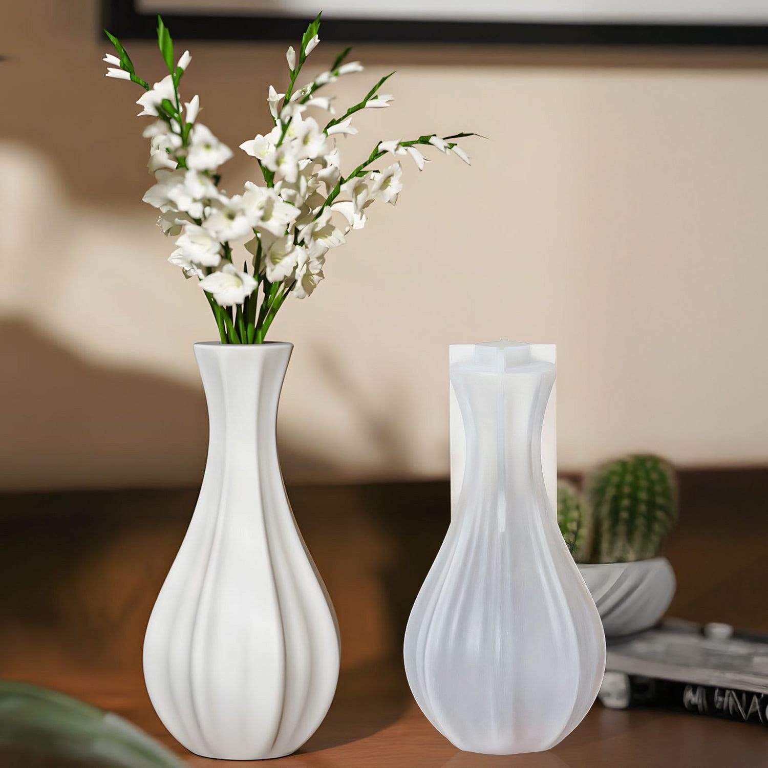 Large Vase Silicone Mould (JSM73) JSM73 silicone vase mould Large Vase Silicone Mould (JSM73)